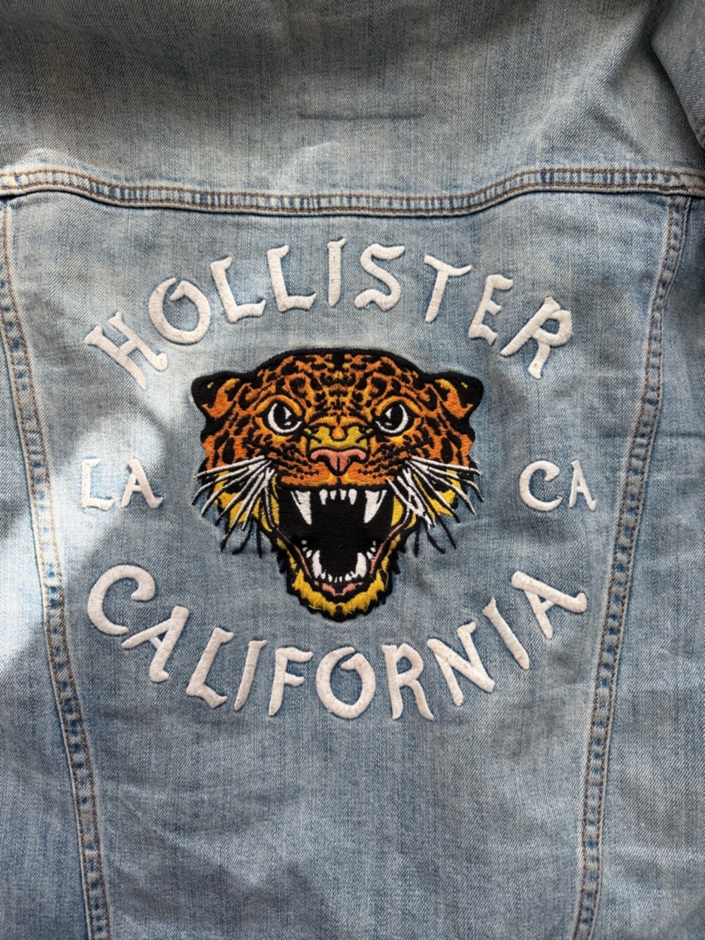 Hollister Light Blue Denim Jacket - Epic Flex - Picture 2 of 5